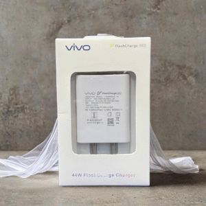 VI VO 44W TYPE C WITH CABLE MOBILE CHARGER