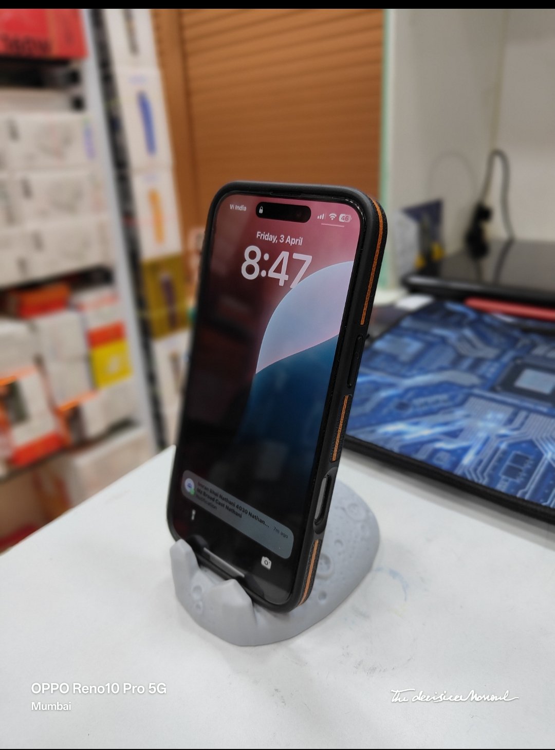 Astronaut Mobile Desktop Stand - Image 3